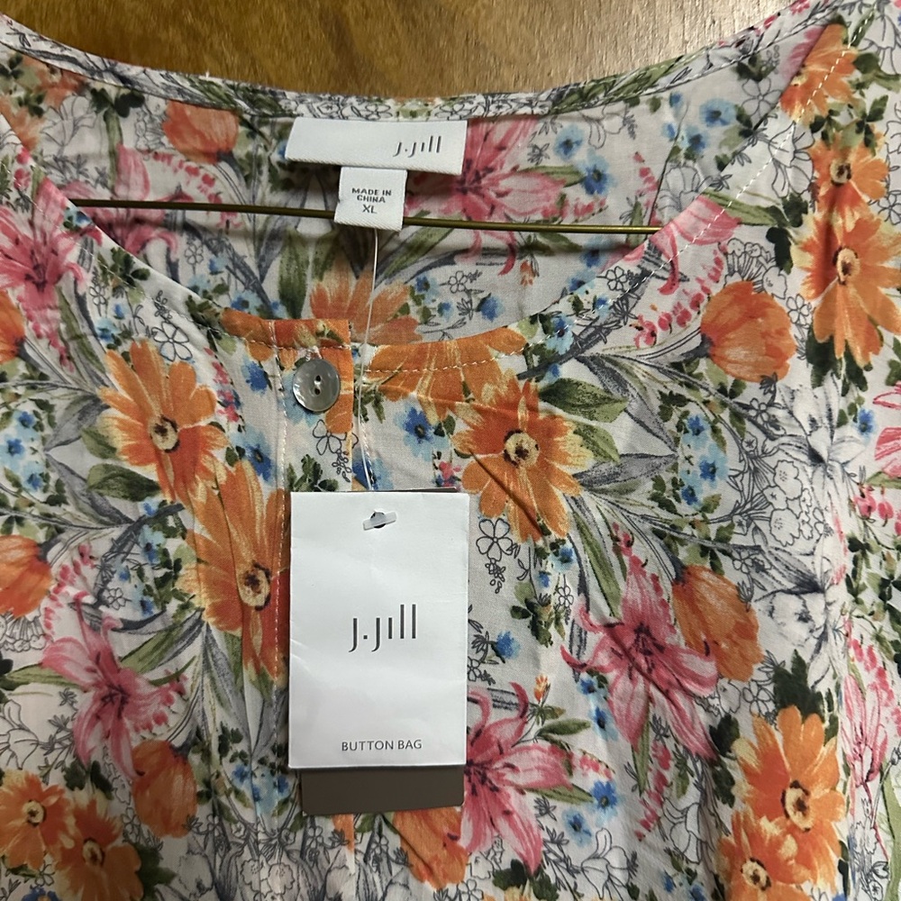 J. Jill Floral Blouse NWT - Picture 2 of 4